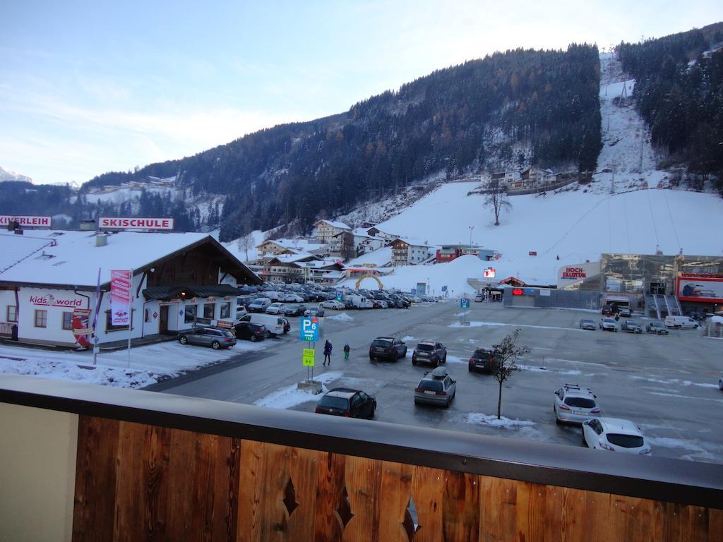 Hotel Garni Klocker Kaltenbach Exterior foto